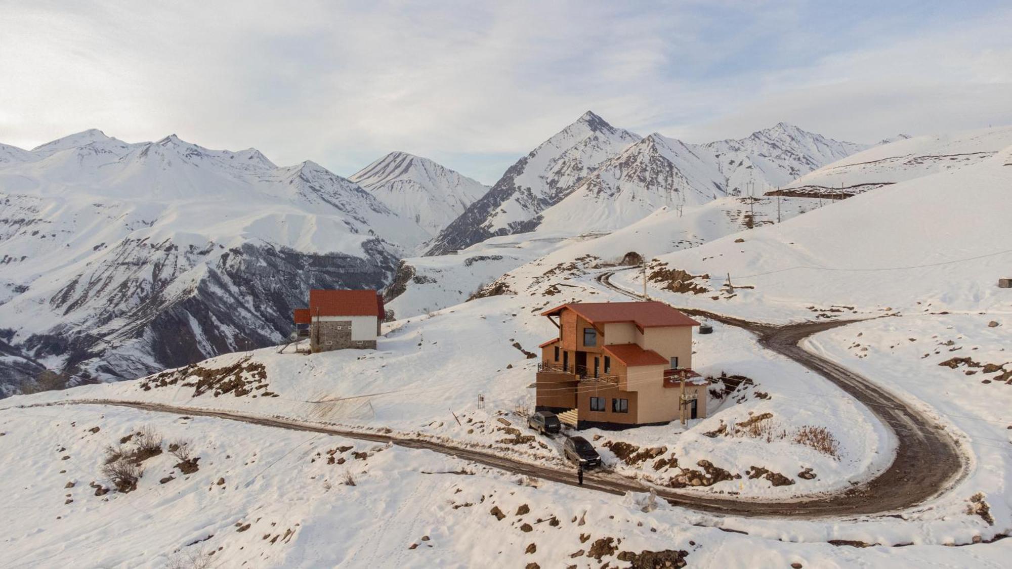 The Hills Hostel Gudauri Kültér fotó