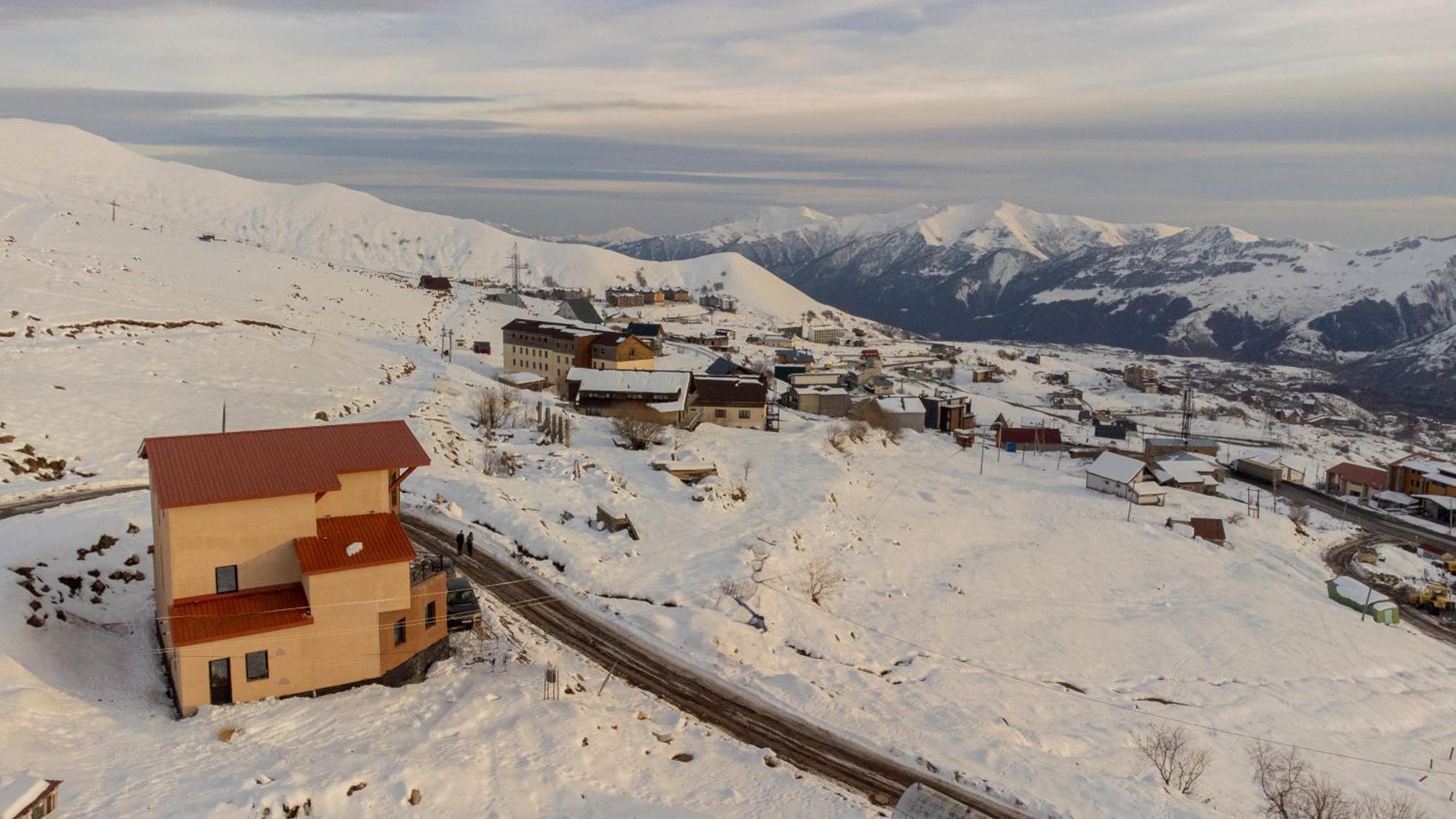 The Hills Hostel Gudauri Kültér fotó
